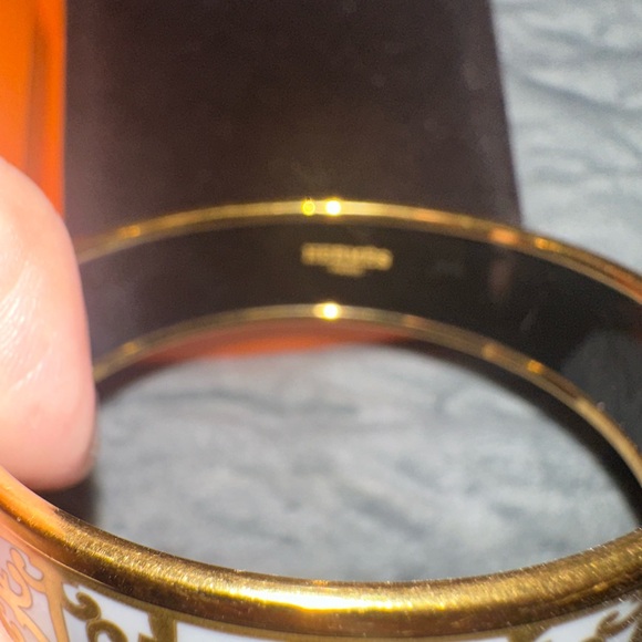 Hermes Gold and White Patterned Bracelet - Picture 4 of 7